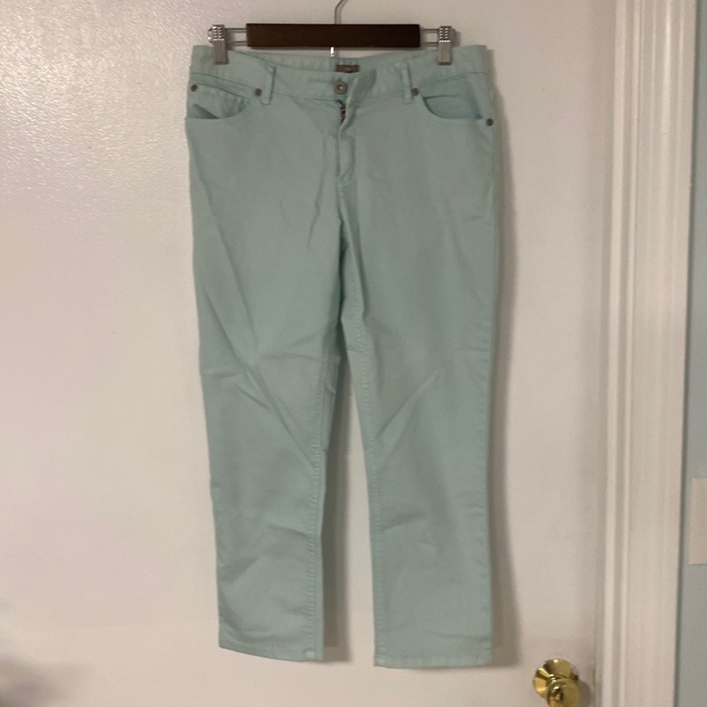 Cropped‎ jeans